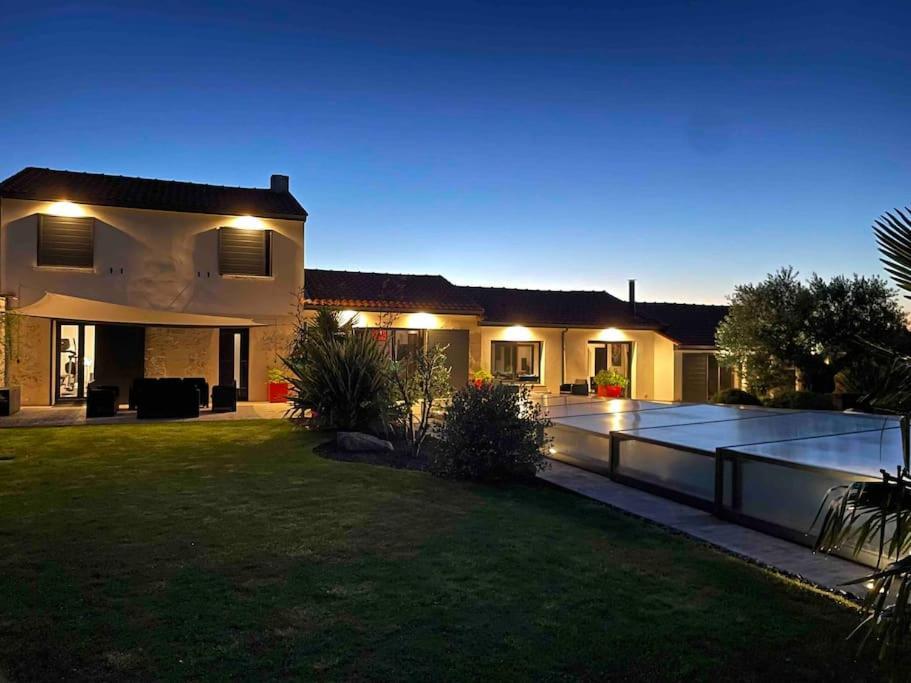 Villa Grand Standing Avec Piscine Proche Nantes La Chapelle-Heulin Exterior photo